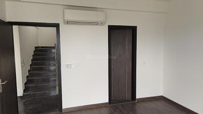 Bedroom Image of 3100 Sq.ft 4.5 BHK Apartment / Flat for sale in Sector 66 Gurgaon for Rs. 42000000