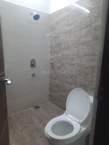 Bathroom Image of 820 Sq.ft 2 BHK Apartment / Flat for rent in AGI Sky Garden, Shakti Nagar Jalandhar for Rs. 21000