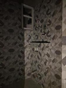 Common Bathroom Image of 1050 Sq.ft 2 BHK Apartment / Flat for sale in Hark Sai Homes 6, Sector 49 Noida for Rs. 5000002