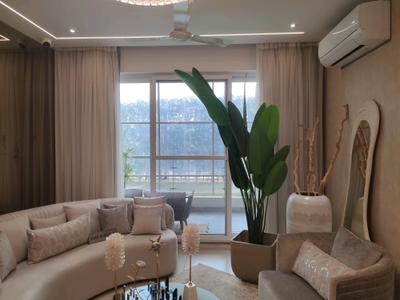 Living Room Image of 2340 Sq.ft 3 BHK Apartment / Flat for sale in Ivory County, Sector 115 Noida for Rs. 43000000