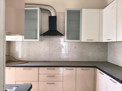 Kitchen Image of 1300 Sq.ft 2.5 BHK Apartment / Flat for rent in Shree Vardhman Victoria, Sector 70 Gurgaon for Rs. 38000