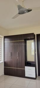 Bedroom Image of 1200 Sq.ft 2 BHK Apartment / Flat for rent in Maradu Kochi for Rs. 30000