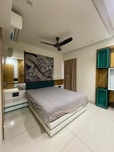 Bedroom Image of 1700 Sq.ft 4 BHK Apartment / Flat for rent in Shilpan Builders Icon, Yogi Nagar Rajkot for Rs. 70000