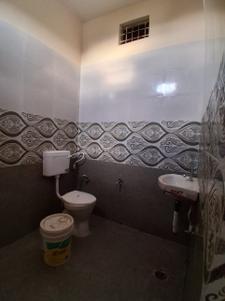Bathroom Image of 2300 Sq.ft 3 BHK Duplex for rent in Borsi Durg for Rs. 20000