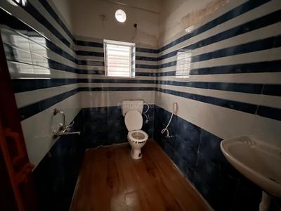 Bathroom Image of 903 Sq.ft 2 BHK Apartment / Flat for sale in Dhakuria Kolkata for Rs. 4600000