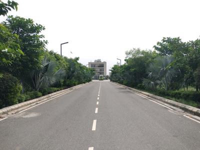 Image of 110 Sq.ft Residential Plot / Land for sale in Amolik Aster Woods, Sector 98, Faridabad for Rs. 15400000