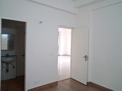 Bedroom Image of 1250 Sq.ft 3 BHK Apartment / Flat for sale in Jaypee Kosmos, Sector 134 Noida for Rs. 11900000