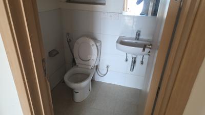 Image of 1940 Sq.ft 3 BHK Apartment / Flat for rent in DLF Express Greens, Manesar, Gurgaon for Rs. 42000
