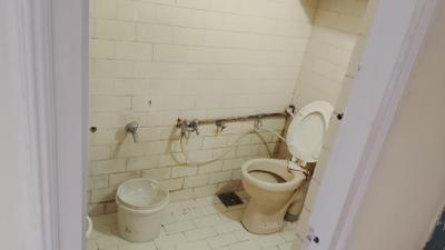 Image of 1025 Sq.ft 2 BHK Apartment / Flat for rent in Navrangpura, Ahmedabad for Rs. 25000