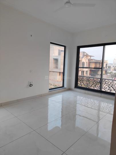 18A, Sector 18 Bedroom 1
