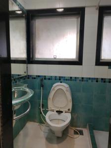 Bedroom Three Image of 1850 Sq.ft 4 BHK Apartment / Flat for sale in Tarapore Towers, Andheri West Mumbai for Rs. 52500000
