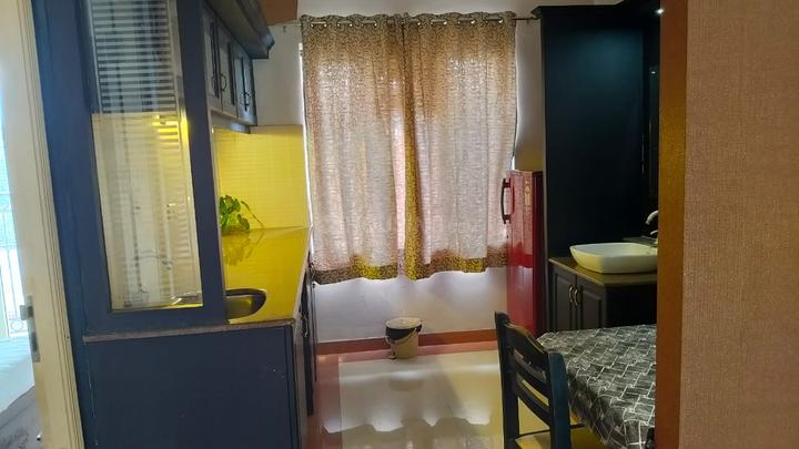 near airport flat for rent Bedroom 1