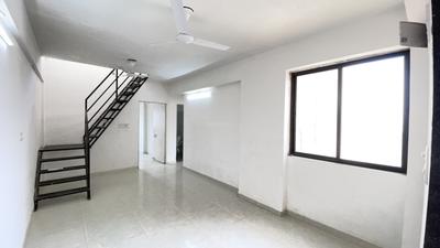 Living Room Image of 1805 Sq.ft 3 BHK Apartment / Flat for rent in Shyamal Ahmedabad for Rs. 27000