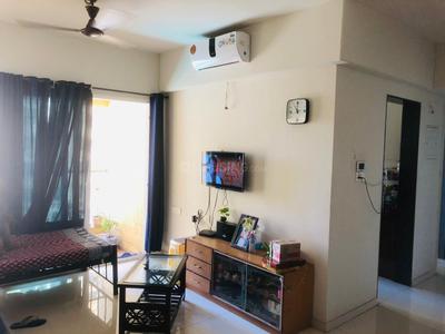 Hall Image of 1440 Sq.ft 3 BHK Apartment / Flat for sale in Rustomjee Urbania Azziano, Thane West Thane for Rs. 20100000