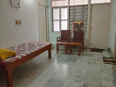 Hall Image of 800 Sq.ft 1 BHK Apartment / Flat for rent in Boring Road Patna for Rs. 17000