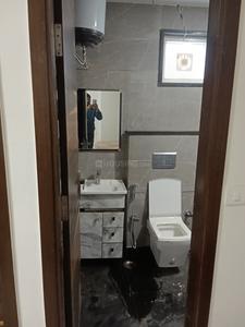Bathroom Image of 1100 Sq.ft 4 BHK Builder Floor for sale in Rajinder Nagar New Delhi for Rs. 25000000