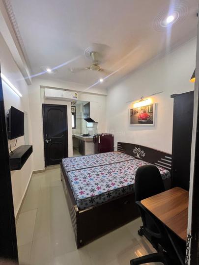 Everbloomstays Bedroom 1