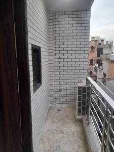 Balcony Image of 500 Sq.ft 1 BHK Builder Floor for rent in Preet Vihar New Delhi for Rs. 12000