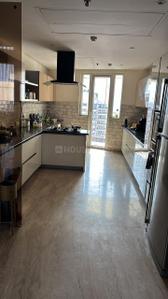 Kitchen Image of 6400 Sq.ft 5 BHK Apartment / Flat for sale in Mahagun Moderne, Sector 78 Noida for Rs. 89900000