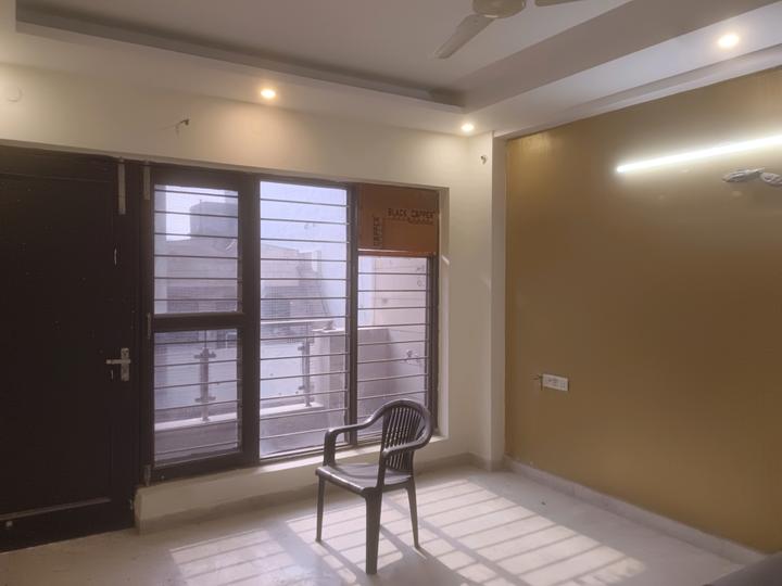 Dakshini Pitampura, Pitampura Bedroom One 1