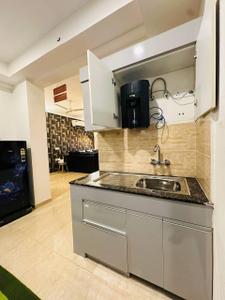 Kitchen Image of 1550 Sq.ft 3 BHK Apartment / Flat for rent in Omaxe The Palace, Gomti Nagar Lucknow for Rs. 55000