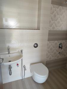 Bathroom Image of 1750 Sq.ft 3 BHK Apartment / Flat for rent in Shreeji Infinia, Uttara Nagar Nashik for Rs. 25000