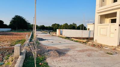 Image of 1000 Sq.ft Residential Plot / Land for sale in Harikansh Garhi, Lucknow for Rs. 2250000