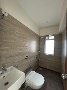 Bathroom Image of 950 Sq.ft 3 BHK Apartment / Flat for sale in Shamiana Apartments, Vile Parle West Mumbai for Rs. 36500000