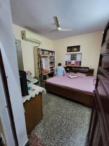 Bedroom Image of 900 Sq.ft 12 BHK Independent House for sale in Laxmi Nagar New Delhi for Rs. 28000000