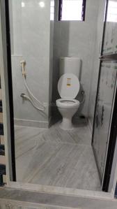 Bathroom Image of 420 Sq.ft 1 RK Villa for rent in Keshtopur Kolkata for Rs. 7000