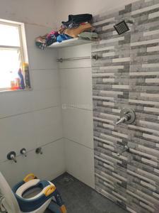 Bathroom Image of 985 Sq.ft 2 BHK Apartment / Flat for sale in Damodar Devashay Regalia, Sevasi Vadodara for Rs. 3500000