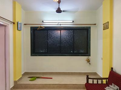 Living Room Image of 950 Sq.ft 2 BHK Apartment / Flat for rent in Shree Omkar CHS, Dombivli East Thane for Rs. 18000