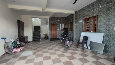 Image of 1450 Sq.ft 2 BHK Builder Floor for rent in Sipcot Ph. I, Hosur for Rs. 25000