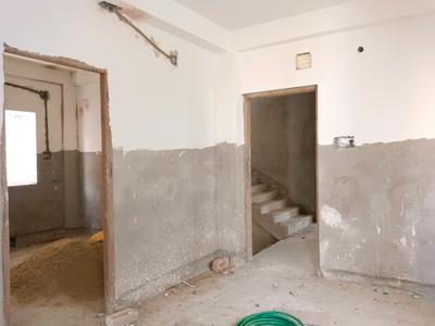 Living Room Image of 750 Sq.ft 2 BHK Apartment / Flat for sale in Aurobindo Park Kolkata for Rs. 3375000