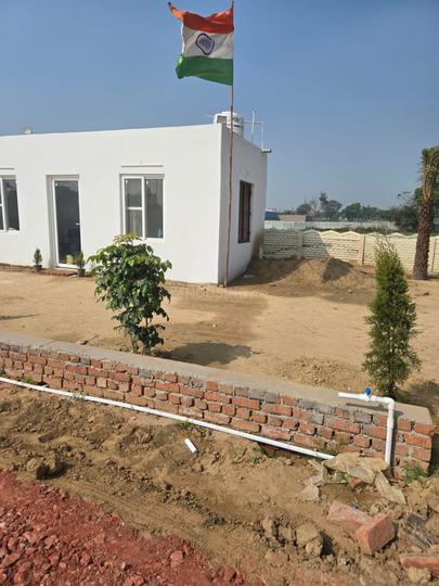 Near bamroli katra fatehabad road agra Main Image 1