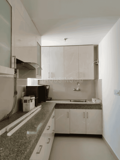 Ireo Uptown Main Image 1