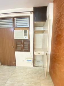 Bedroom Image of 3200 Sq.ft 3 BHK Apartment / Flat for rent in Uttam Nagar New Delhi for Rs. 19500