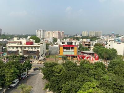 Balcony Image of 1870 Sq.ft 3.5 BHK Apartment / Flat for rent in Vrindavan Yojana Lucknow for Rs. 26000