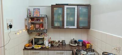 Kitchen Image of 680 Sq.ft 1 BHK Apartment / Flat for rent in BREDCO Viceroy Court, Kandivali East Mumbai for Rs. 50000