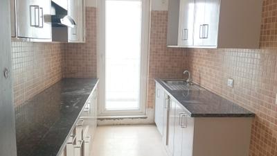 Kitchen Image of 1960 Sq.ft 3 BHK Apartment / Flat for sale in Umang Winter Hills, Sector 77 Gurgaon for Rs. 20800000