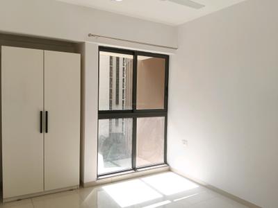 Bedroom Image of 900 Sq.ft 2 BHK Apartment / Flat for rent in Lodha Splendora Riverview, Kasarvadavali Thane for Rs. 26989