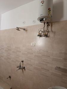 Image of 1750 Sq.ft 3 BHK Builder Floor for rent in Sector 71, Noida for Rs. 32000