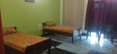 Bedroom Image of prince pg in Sector 63 A, Noida