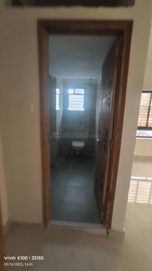 Block A, Bangur Avenue Main Image 1