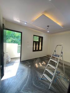 Bedroom Image of 900 Sq.ft 2 BHK Builder Floor for rent in Ramesh Nagar New Delhi for Rs. 34000