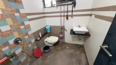 Image of 1200 Sq.ft 4 BHK Apartment / Flat for sale in New Maninagar, Ahmedabad for Rs. 13500000