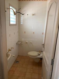 Bathroom Image of 1530 Sq.ft 3 BHK Independent House for sale in Naranpura Ahmedabad for Rs. 30000000