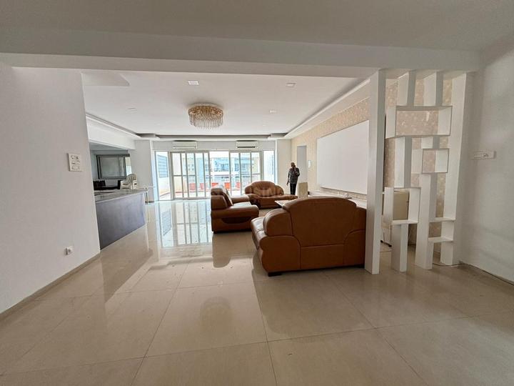 4 BHK Flat for rent in Ghorpadi, Pune - 4500 Sqft