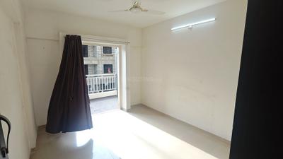 Bedroom Image of 917 Sq.ft 2 BHK Apartment / Flat for rent in Shree Hill View, Lohegaon Pune for Rs. 22000