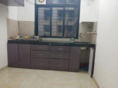 Kitchen Image of 600 Sq.ft 1 BHK Apartment / Flat for rent in Kshitija Shree Laxmi Residency, Byculla Mumbai for Rs. 45000